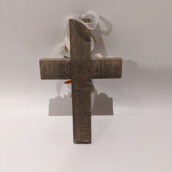 Lovely Hallmark “Cross of the Sea” Porcelain Ornament – 2018 Keepsake Decoration - Picture 5 of 5